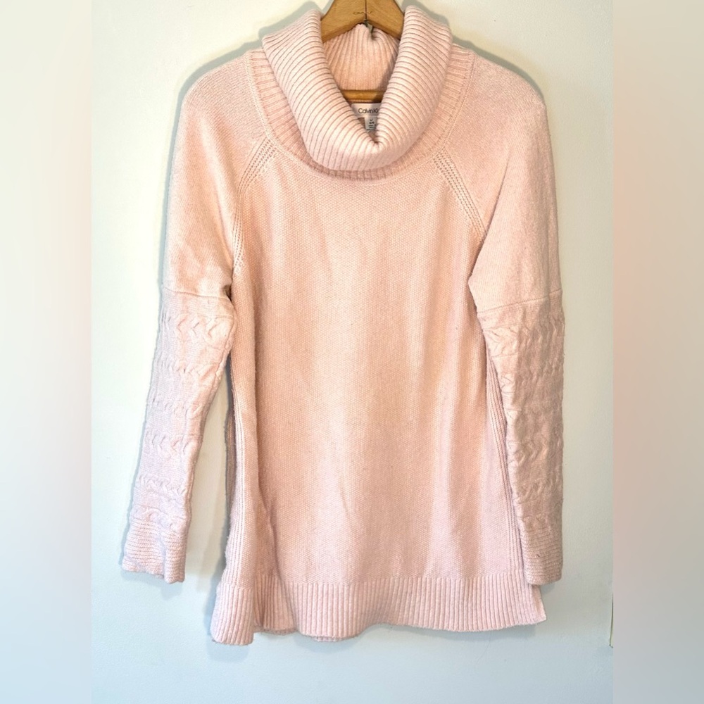 Calvin Klein women’s sz L Pink cowl neck sweater